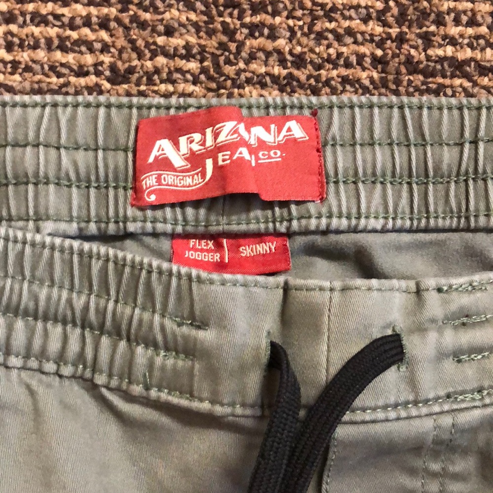 Joggers - Picture 5 of 5